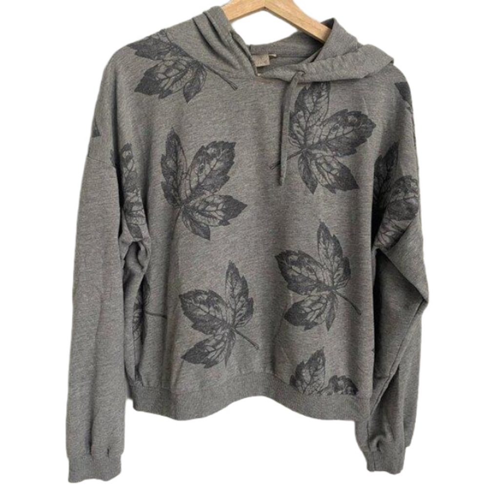 Dantelle Light Weight Grey Leaves Long Sleeve Hoodie Size L